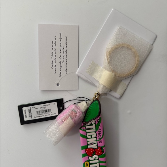 Kate Spade Sticky Situation Bubble Gum Bag Charm - Picture 3 of 3